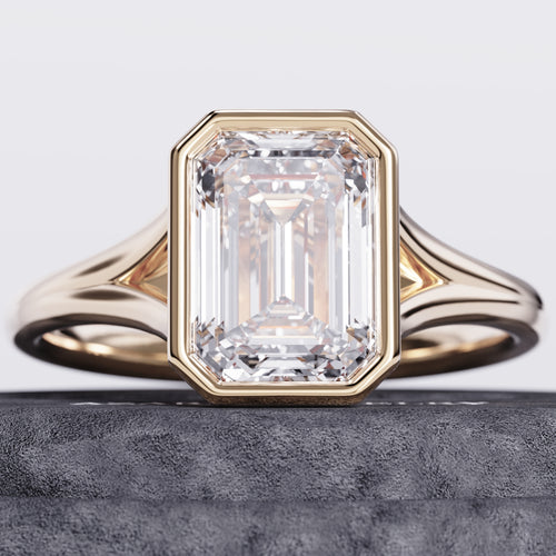 Tiara Bezel Emerald Lab Diamond Ring